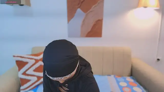 Lailaa lush online show from November 21, 7:18 am