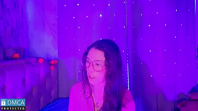 eva delight  online show from November 10, 11:04 am