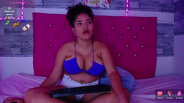 Biignaturalboobs  online show from January 15, 6:33 pm