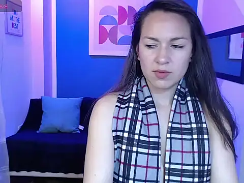 Snapshot of Soffii_Dreaaam4 chatting on December 2, 10:33 pm Soffii Dreaaam4 online show from December 2, 10:33 pm