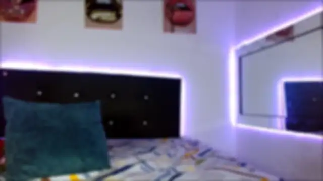 Snapshot of antonella_pink2 chatting on November 10, 3:22 am antonella pink2 online show from November 10, 3:22 am