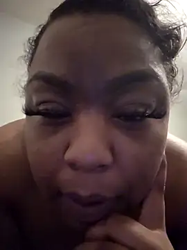 Snapshot of TigOBittiesTheOriginal chatting on October 30, 12:58 pm TigOBittiesTheOriginal online show from October 30, 12:58 pm