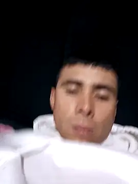 robinhd1234 online show from April 14, 11:43 pm