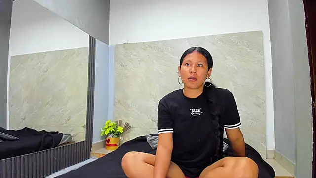 Sarahh-19 online show from October 30, 1:20 pm