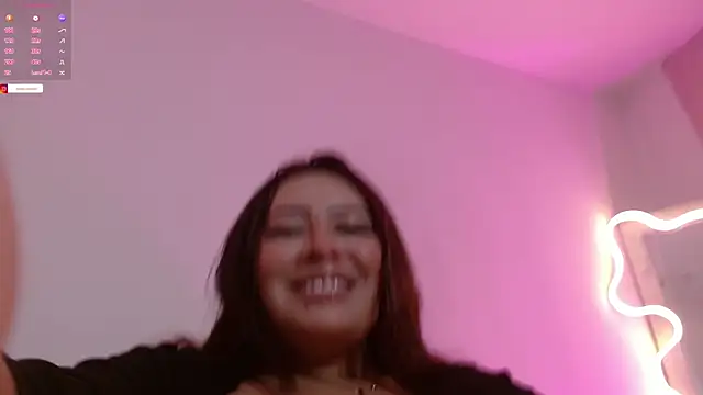 damii tay1 online show from February 8, 3:15 am