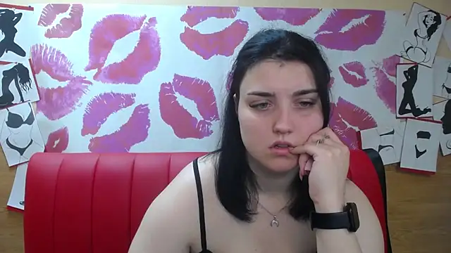 Snapshot of ScarletCargo chatting on November 25, 6:14 am ScarletCargo online show from November 25, 6:14 am