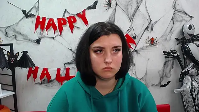 Snapshot of ScarletCargo chatting on November 5, 11:02 am ScarletCargo online show from November 5, 11:02 am