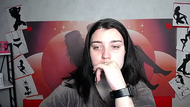 Snapshot of ScarletCargo chatting on December 2, 6:48 am ScarletCargo online show from December 2, 6:48 am