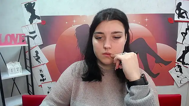 Snapshot of ScarletCargo chatting on November 19, 6:13 am ScarletCargo online show from November 19, 6:13 am