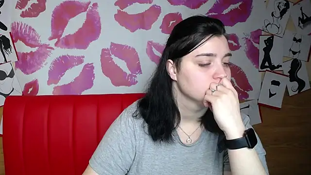 Snapshot of ScarletCargo chatting on November 23, 6:12 am ScarletCargo online show from November 23, 6:12 am