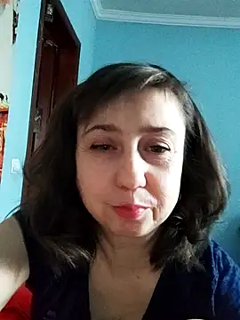 Snapshot of MaryKiki5619 chatting on February 2, 2:27 pm MaryKiki5619 online show from February 2, 2:27 pm