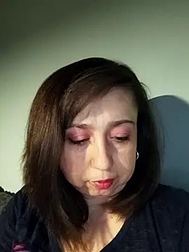 MaryKiki5619 online show from April 21, 6:25 pm