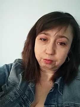 MaryKiki5619 online show from April 3, 8:10 am