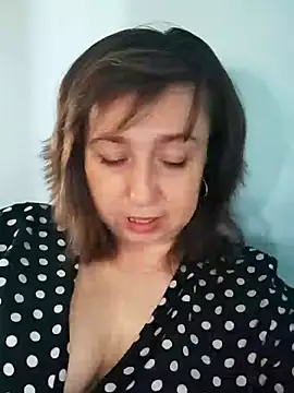 Snapshot of MaryKiki5619 chatting on July 1, 2:17 pm MaryKiki5619 online show from July 1, 2:17 pm