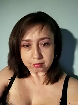 MaryKiki5619 online show from May 7, 6:22 pm