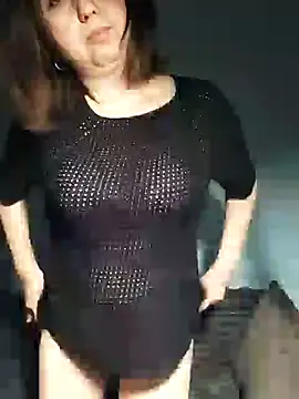 Snapshot of MaryKiki5619 chatting on December 16, 10:36 pm MaryKiki5619 online show from December 16, 10:36 pm