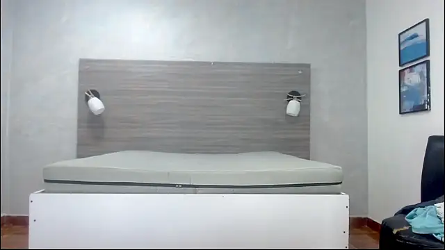 wiltom  online show from November 7, 3:11 am