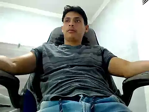 wiltom  online show from November 22, 3:27 am