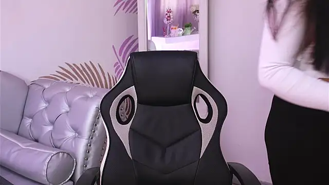 Isabelle Lane online show from March 5, 12:46 pm