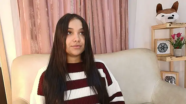 Isabelle Lane online show from March 28, 1:34 pm