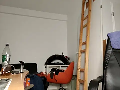 stripcumboy online show from October 31, 7:43 pm