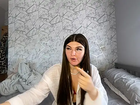 rosie-hipstergal online show from June 25, 9:14 am