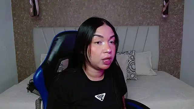 AliceSmity  online show from January 15, 11:24 am