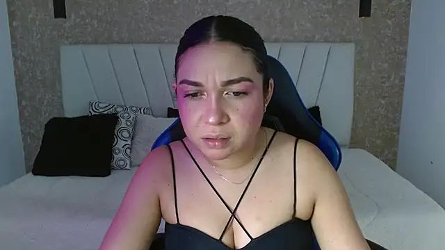 AliceSmity  online show from April 5, 12:23 pm