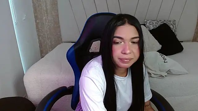 AliceSmity  online show from March 2, 12:23 pm