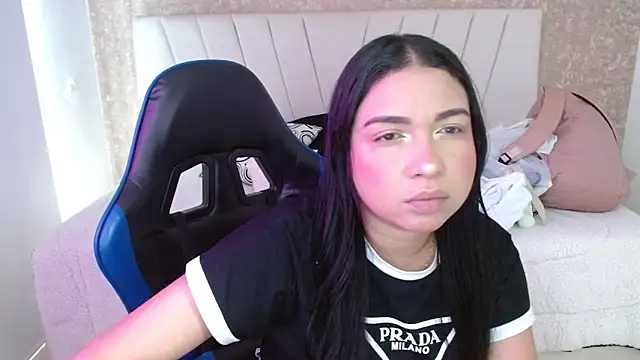 AliceSmity  online show from February 8, 12:03 pm