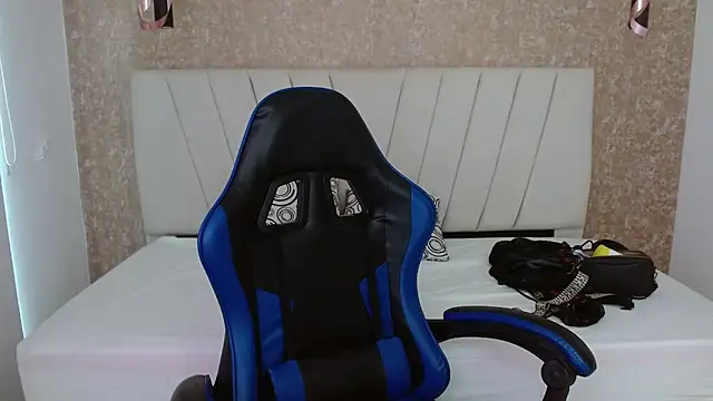 AliceSmity  online show from February 3, 12:21 pm