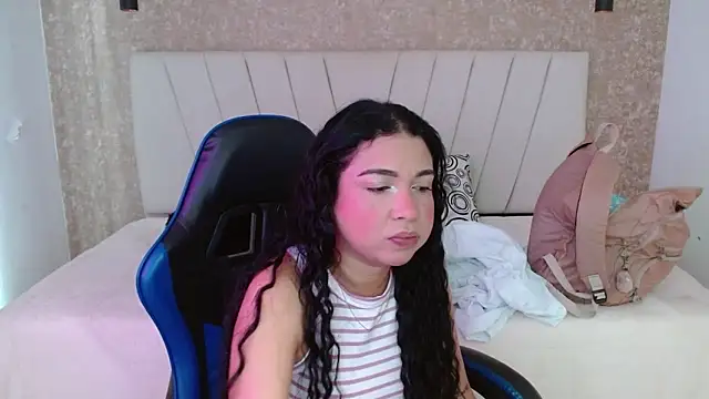 AliceSmity  online show from February 20, 11:56 am