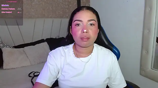 AliceSmity  online show from April 11, 12:20 pm