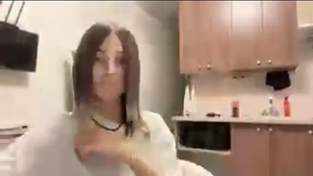 Snapshot of AidaGloshen chatting on October 27, 5:14 pm AidaGloshen online show from October 27, 5:14 pm