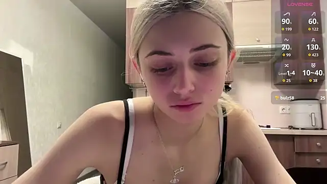 Snapshot of AidaGloshen chatting on July 13, 4:17 pm AidaGloshen online show from July 13, 4:17 pm