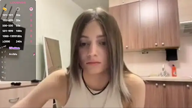 Snapshot of AidaGloshen chatting on November 18, 4:10 pm AidaGloshen online show from November 18, 4:10 pm