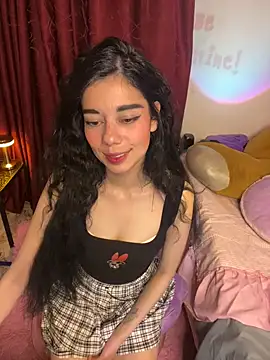 wetbyAlice online show from March 29, 12:01 am