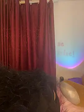 wetbyAlice online show from February 26, 12:10 am