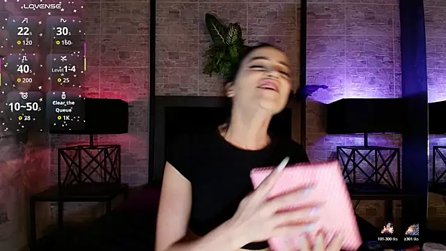 Snapshot of Natasha_Dior chatting on November 7, 12:42 pm Natasha Dior online show from November 7, 12:42 pm