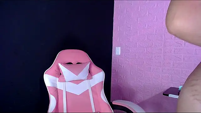 Dominic Queen1 online show from October 28, 11:03 pm