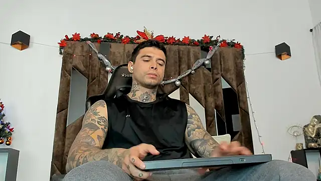 MATEO DILUCA online show from December 23, 10:25 am