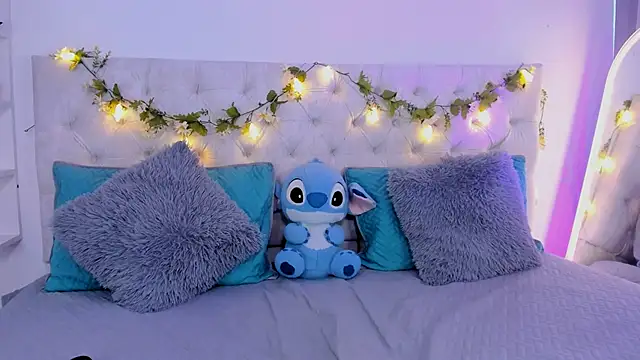 BLAIR QUEEN online show from February 13, 10:21 pm