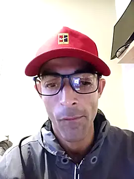 LeandroLima23Cm online show from November 10, 3:22 am