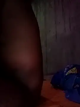 desicoupleNoon online show from April 15, 4:44 pm