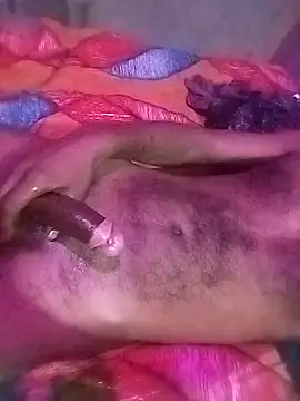 desicoupleNoon online show from October 29, 7:35 pm