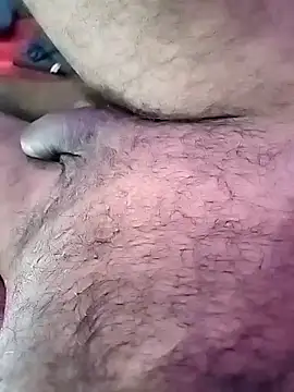 desicoupleNoon online show from November 9, 7:56 am