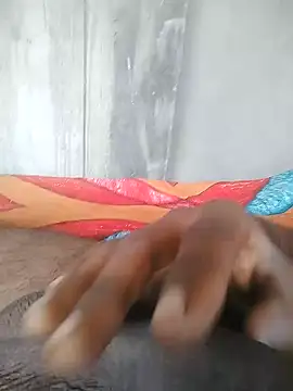 desicoupleNoon online show from October 28, 7:51 am