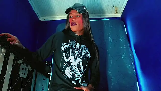 Snapshot of Kloe_cardashan chatting on November 11, 5:02 am Kloe cardashan online show from November 11, 5:02 am