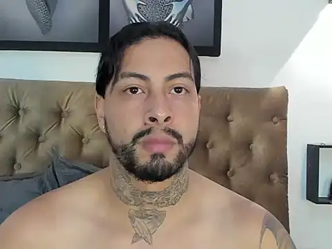 Snapshot of christopher_palmerjs chatting on April 8, 1:40 am christopher palmerjs online show from April 8, 1:40 am