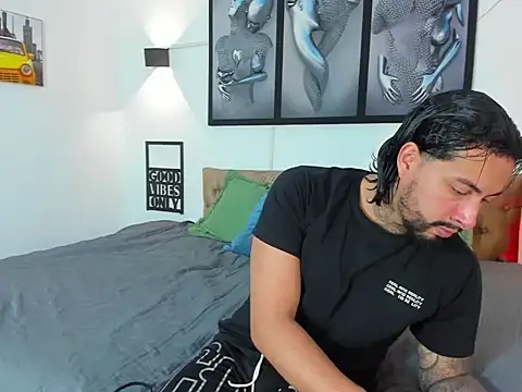 christopher palmerjs online show from December 21, 9:26 pm